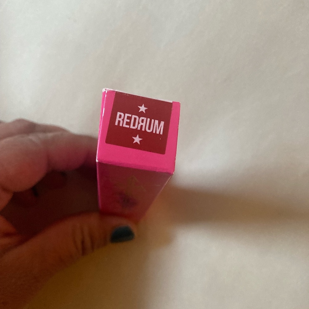 Jeffrey Star Velour Liquid Lipstick - Shade Redrum - Picture 2 of 9